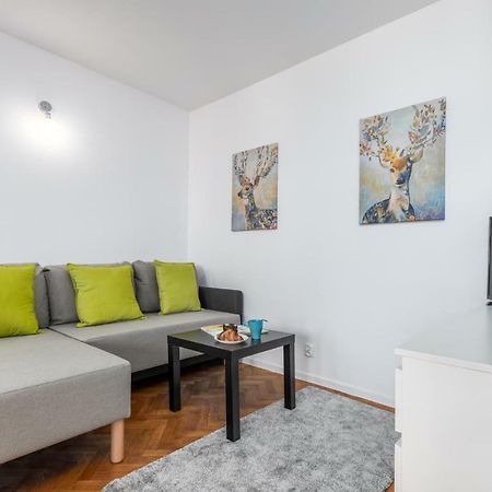 Apartaments Solec 79 By Noclegi Renters وارسو المظهر الخارجي الصورة