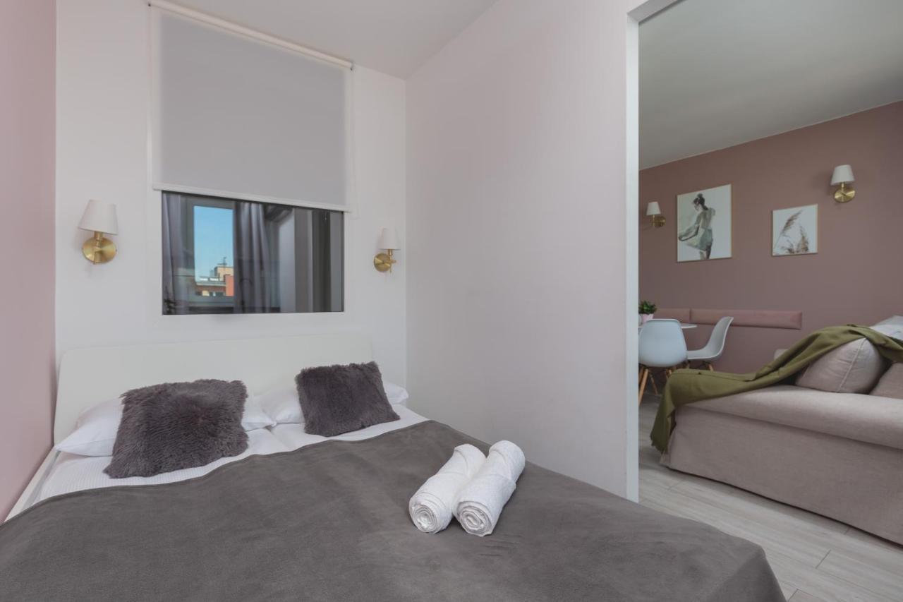 Apartaments Solec 79 By Noclegi Renters وارسو المظهر الخارجي الصورة