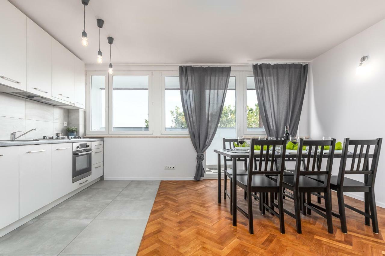 Apartaments Solec 79 By Noclegi Renters وارسو المظهر الخارجي الصورة